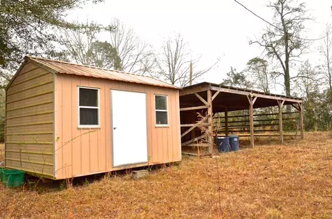 131 Military Rd, Sumrall, MS 39482 photo 2