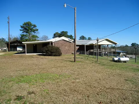 280 Mayfield Rd, Collins, MS 39428 photo 4