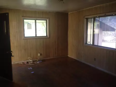 974 S 19th Ave, Laurel, MS 39440 photo 2