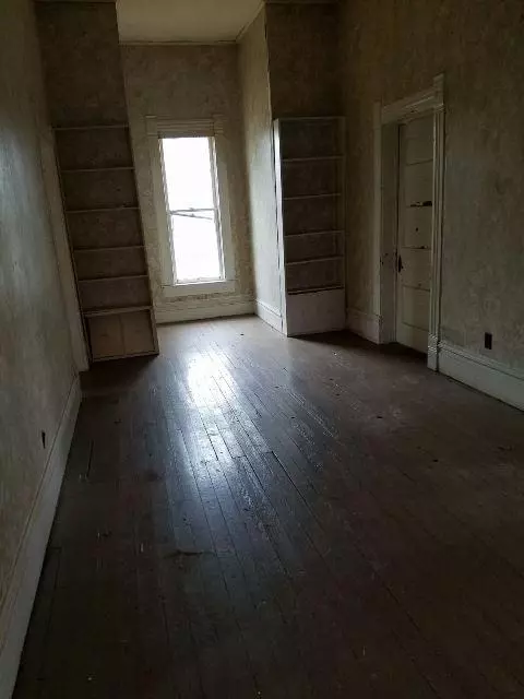 400 2nd St, Collins, MS 39428 photo 8