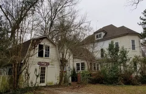 400 2nd St, Collins, MS 39428 photo 9