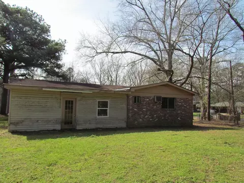 635 Carole St, Laurel, MS 39440 photo 13