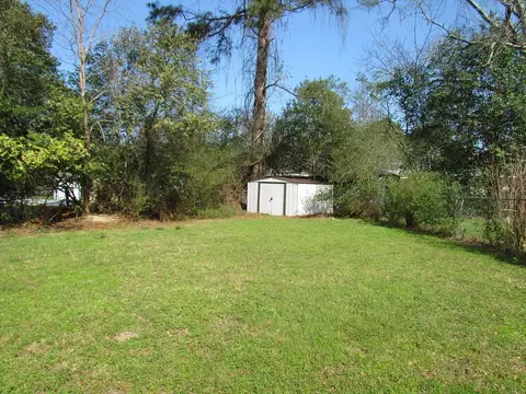 635 Carole St, Laurel, MS 39440 photo 14