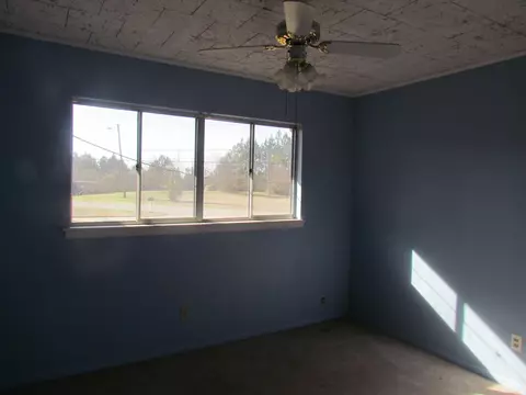 8 Pineview Dr, Laurel, MS 39440 photo 10