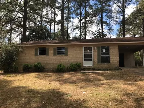 13 Chickasaw Dr, Laurel, MS 39440 photo 1
