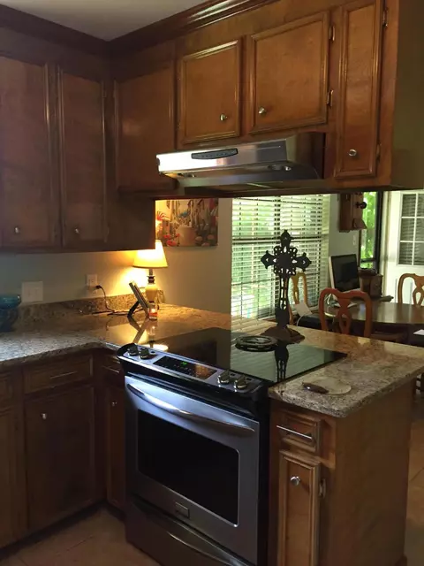 217 E 2nd Ave, Petal, MS 39465 photo 3