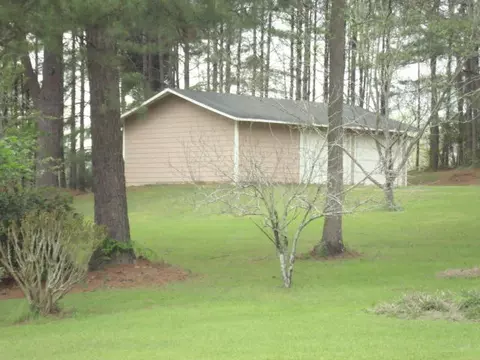 22 County Line Dr, Laurel, MS 39443 photo 5