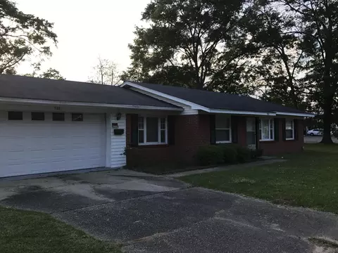 940 16th Ave, Laurel, MS 39440 photo 1