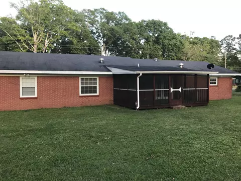 940 16th Ave, Laurel, MS 39440 photo 2