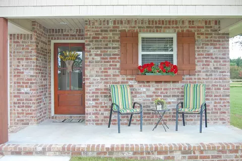 1145 Grantham Rd, Sumrall, MS 39482 photo 2