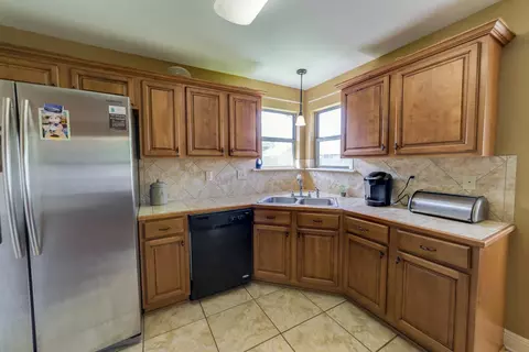 10 W Spruce, Sumrall, MS 39482 photo 6