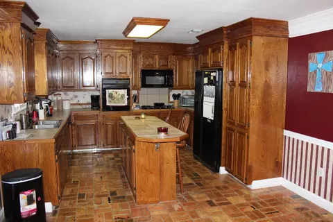 27 L Williamson Rd, Sumrall, MS 39482 photo 5
