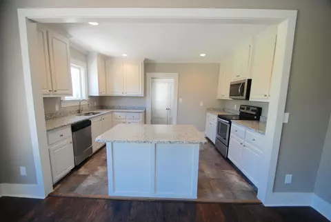27 Front St, Sumrall, MS 39482 photo 8