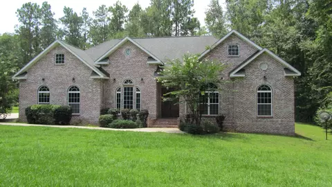 1344 Fairway Dr, Wiggins, MS 39577 photo 1