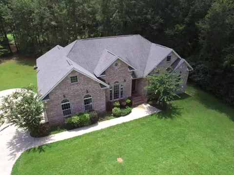 1344 Fairway Dr, Wiggins, MS 39577 photo 9