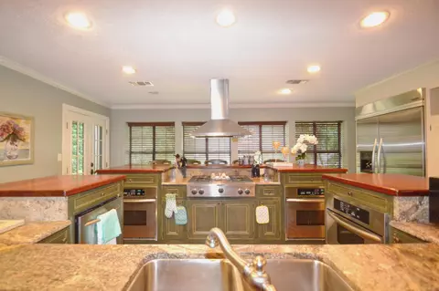 27 Kimberly Dr, Laurel, MS 39440 photo 9