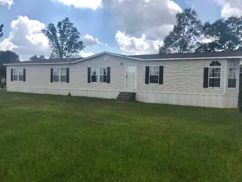 147 Crooked Rd, Laurel, MS 39443 photo 1