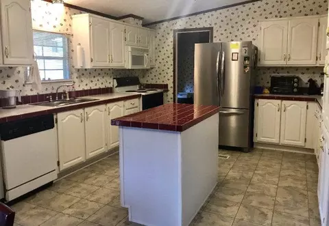 147 Crooked Rd, Laurel, MS 39443 photo 7