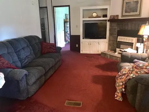 147 Crooked Rd, Laurel, MS 39443 photo 8