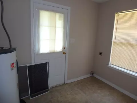 64 Pond St, Sumrall, MS 39482 photo 8