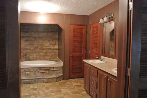 234 Ridge Rd, Collins, MS 39428 photo 7