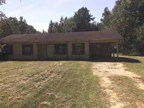 718 Trace Rd, Laurel, MS 39443 photo 1