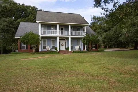 74 Moonshadow Ln, Sumrall, MS 39482 photo 1