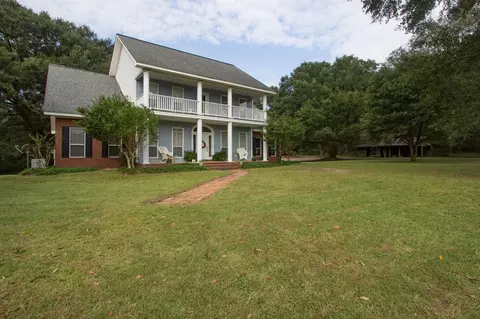 74 Moonshadow Ln, Sumrall, MS 39482 photo 3