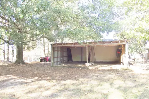 118 County Barn Rd, Laurel, MS 39443 photo 22