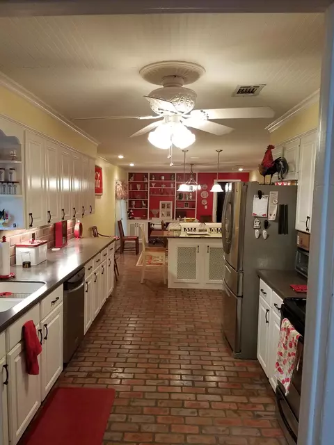 403 Maple Dr, Petal, MS 39465 photo 8