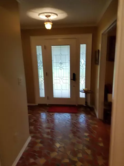 403 Maple Dr, Petal, MS 39465 photo 2