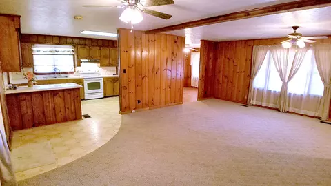 33 Buckley Rd, Laurel, MS 39443 photo 6