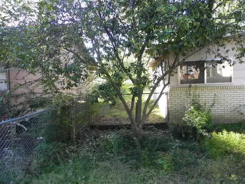 1967 Gladiolus Dr, Laurel, MS 39440 photo 8