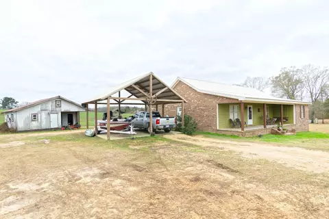 129 Williamson Camp Rd, Sumrall, MS 39482 photo 4