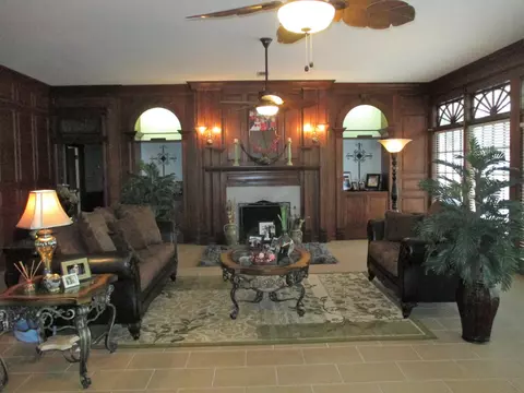 801 S 4th St, Collins, MS 39428 photo 7