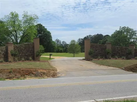 23 Avalon Dr, Laurel, MS 39443 photo 3
