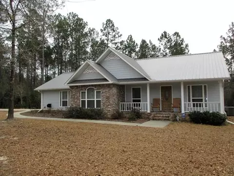 95 Stone County Rd, Wiggins, MS 39577 photo 2
