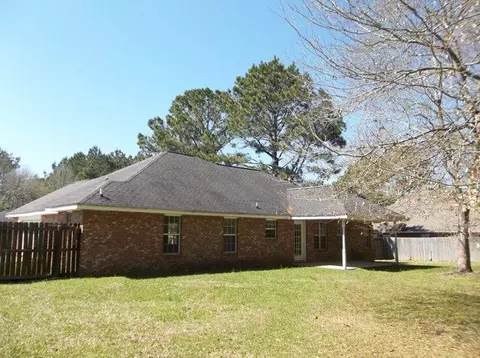 18 Southdown Dr, Sumrall, MS 39482 photo 9