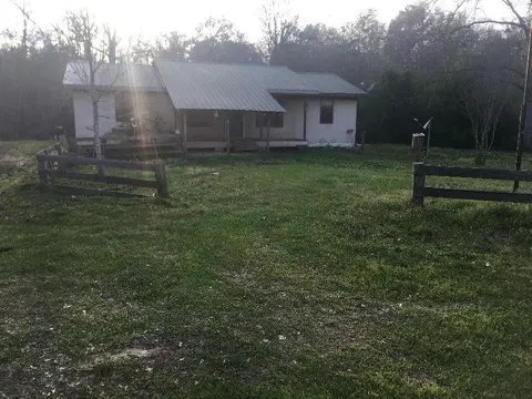 36 Tommy Hill Rd, Laurel, MS 39443 photo 1