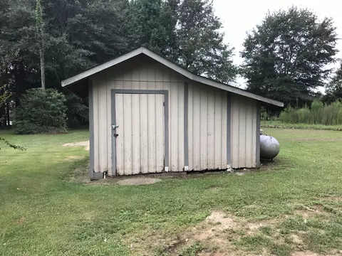 163 Cedar Ln, Laurel, MS 39443 photo 4