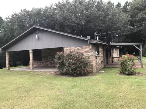 163 Cedar Ln, Laurel, MS 39443 photo 2