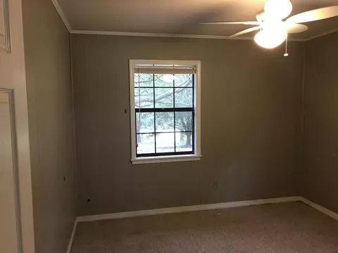 163 Cedar Ln, Laurel, MS 39443 photo 9