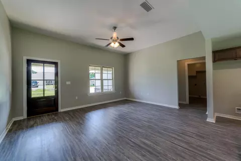 27 Logaras Cir, Purvis, MS 39475 photo 4