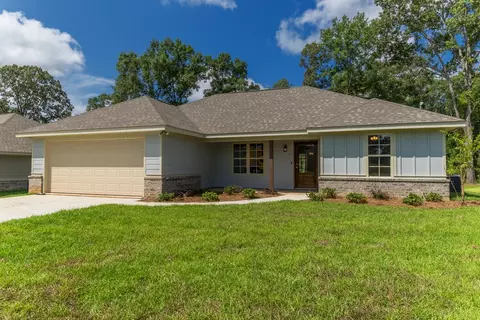 27 Logaras Cir, Purvis, MS 39475 photo 1