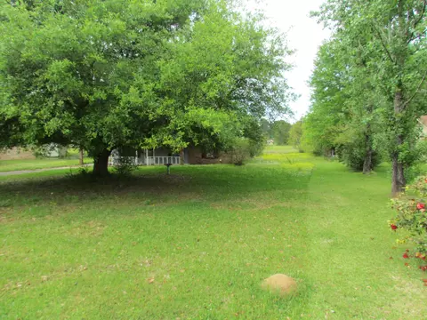 271 E Mcpherson Dr, Monticello, MS 39654 photo 5