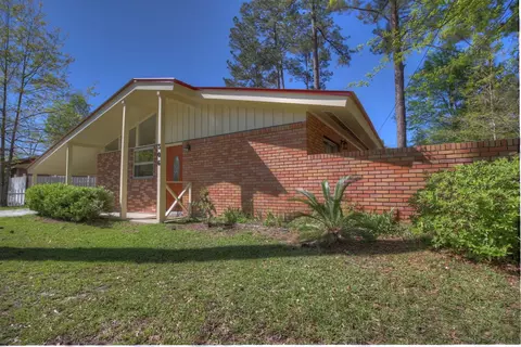 306 E Cherry St, Petal, MS 39465 photo 2