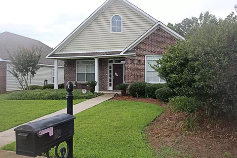 21 Brianleigh Dr, Laurel, MS 39443 photo 3