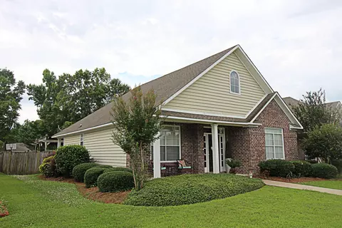 21 Brianleigh Dr, Laurel, MS 39443 photo 1