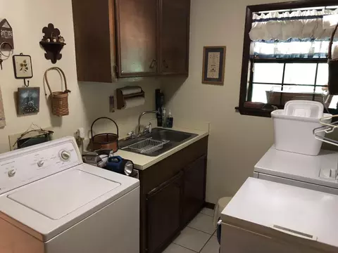 394 Matthews Rd, Laurel, MS 39443 photo 7