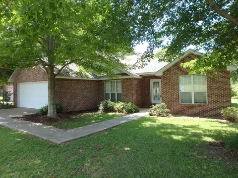 39 Trystan, Petal, MS 39465 photo 2